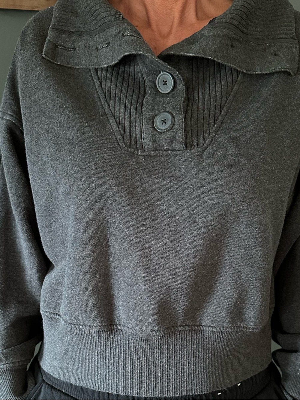 Aerie Best Button Sweatshirt - Charcoal Heather Grey